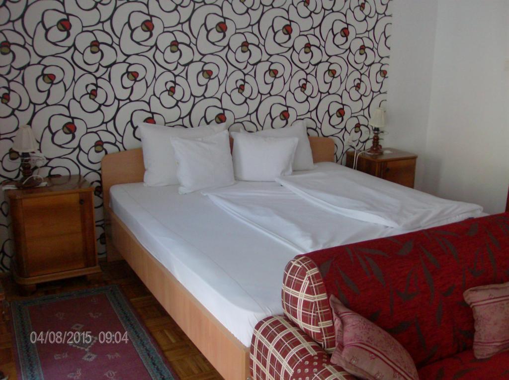 Zsuzsanna Haz Hotel Heviz Ruang foto