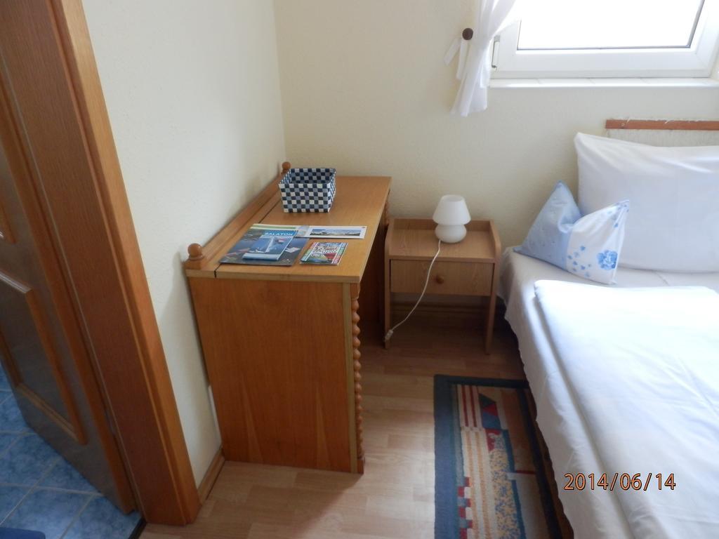 Zsuzsanna Haz Hotel Heviz Ruang foto