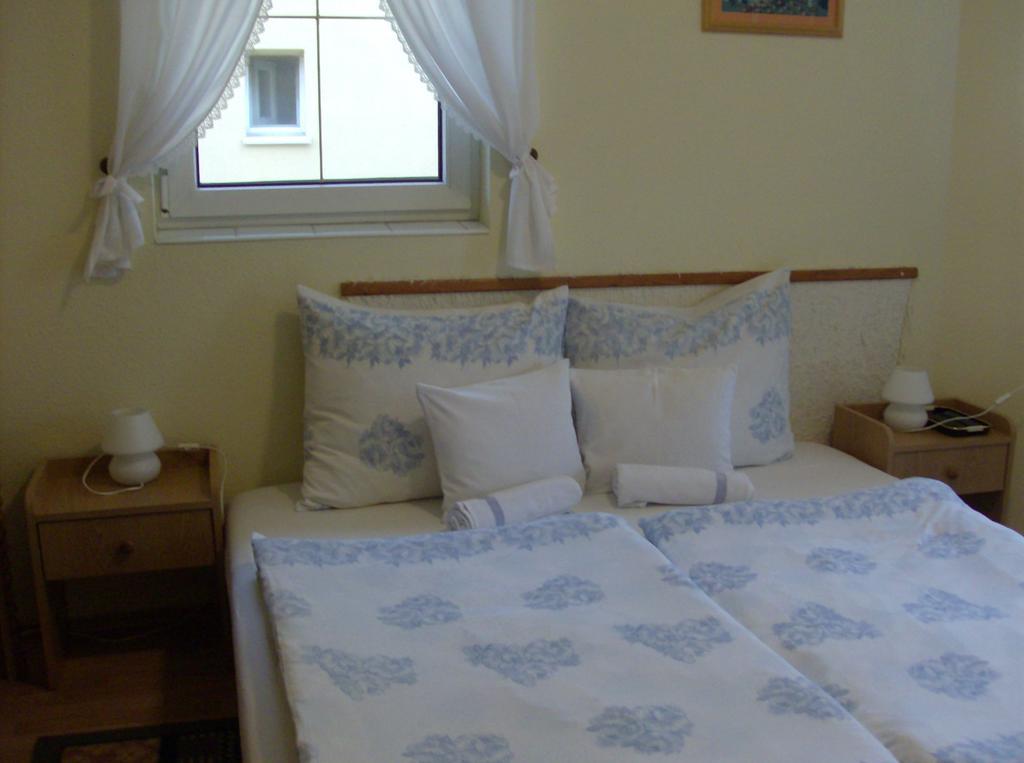 Zsuzsanna Haz Hotel Heviz Bagian luar foto
