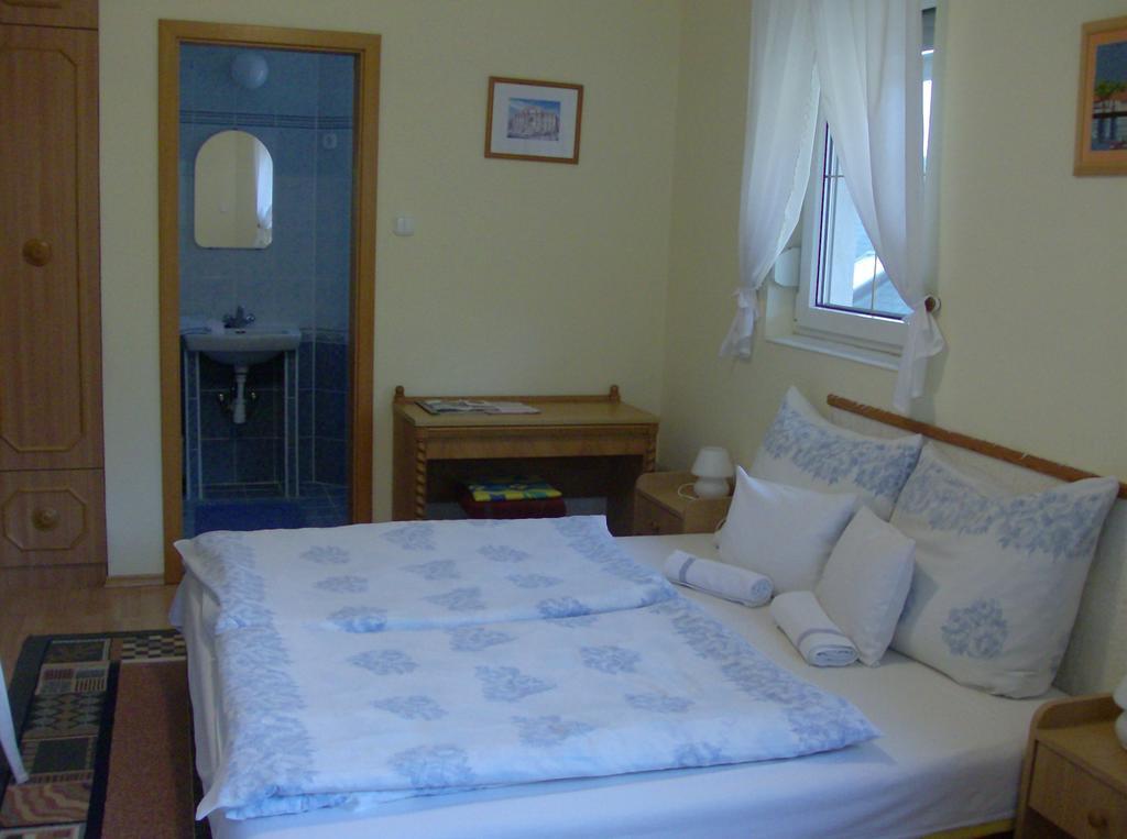Zsuzsanna Haz Hotel Heviz Bagian luar foto